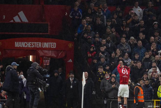 关于明日温网前瞻：布鲁诺·费尔南德斯伤情更新，巴黎圣日耳曼冲击零封纪录的信息